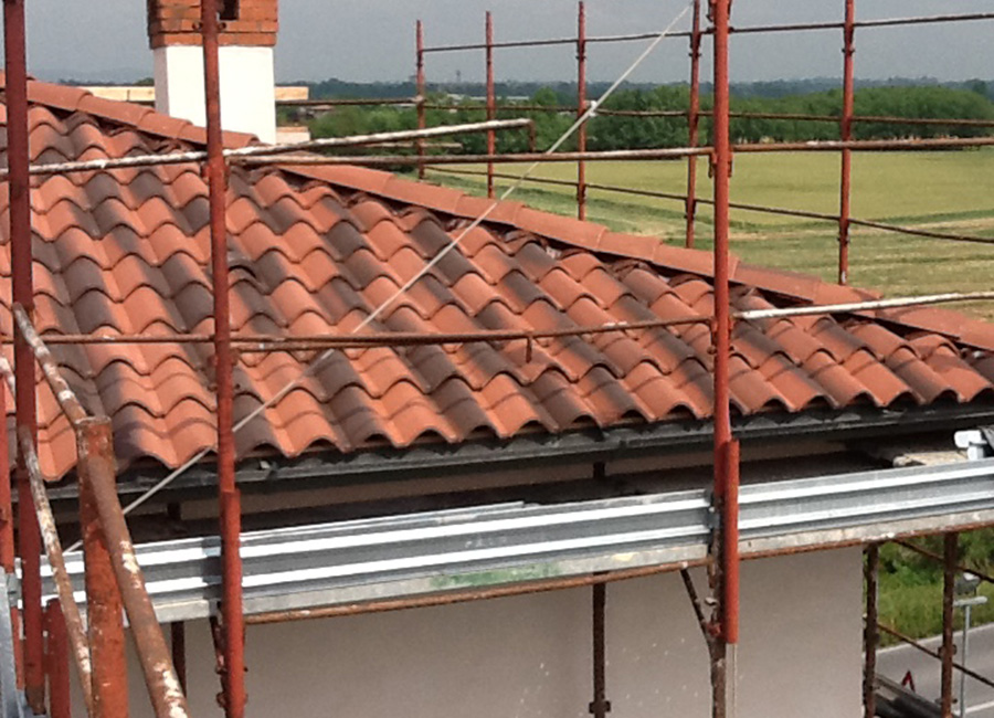 Rifacimento tetto (dettaglio)